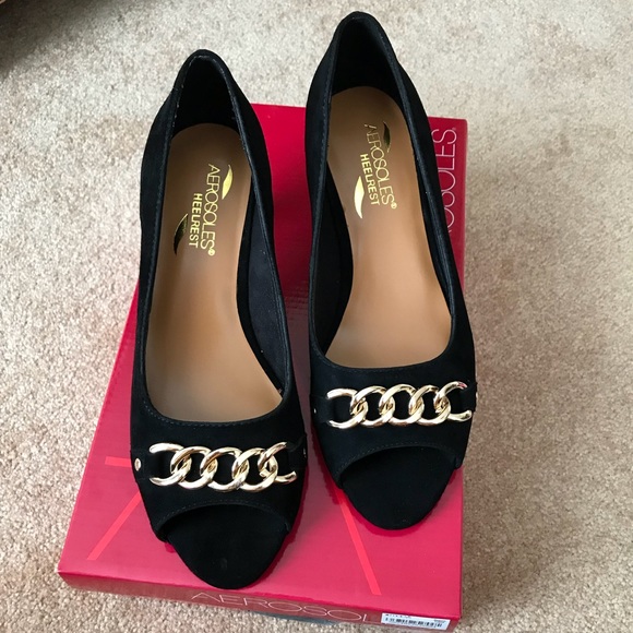 AEROSOLES Shoes - Aerosoles Open Toe Gold Chain Kitten Heels